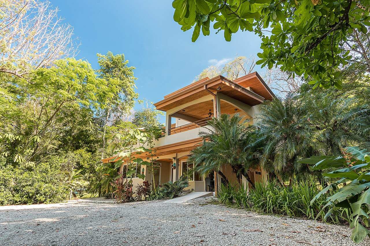 How to Buy a Home in Costa Rica