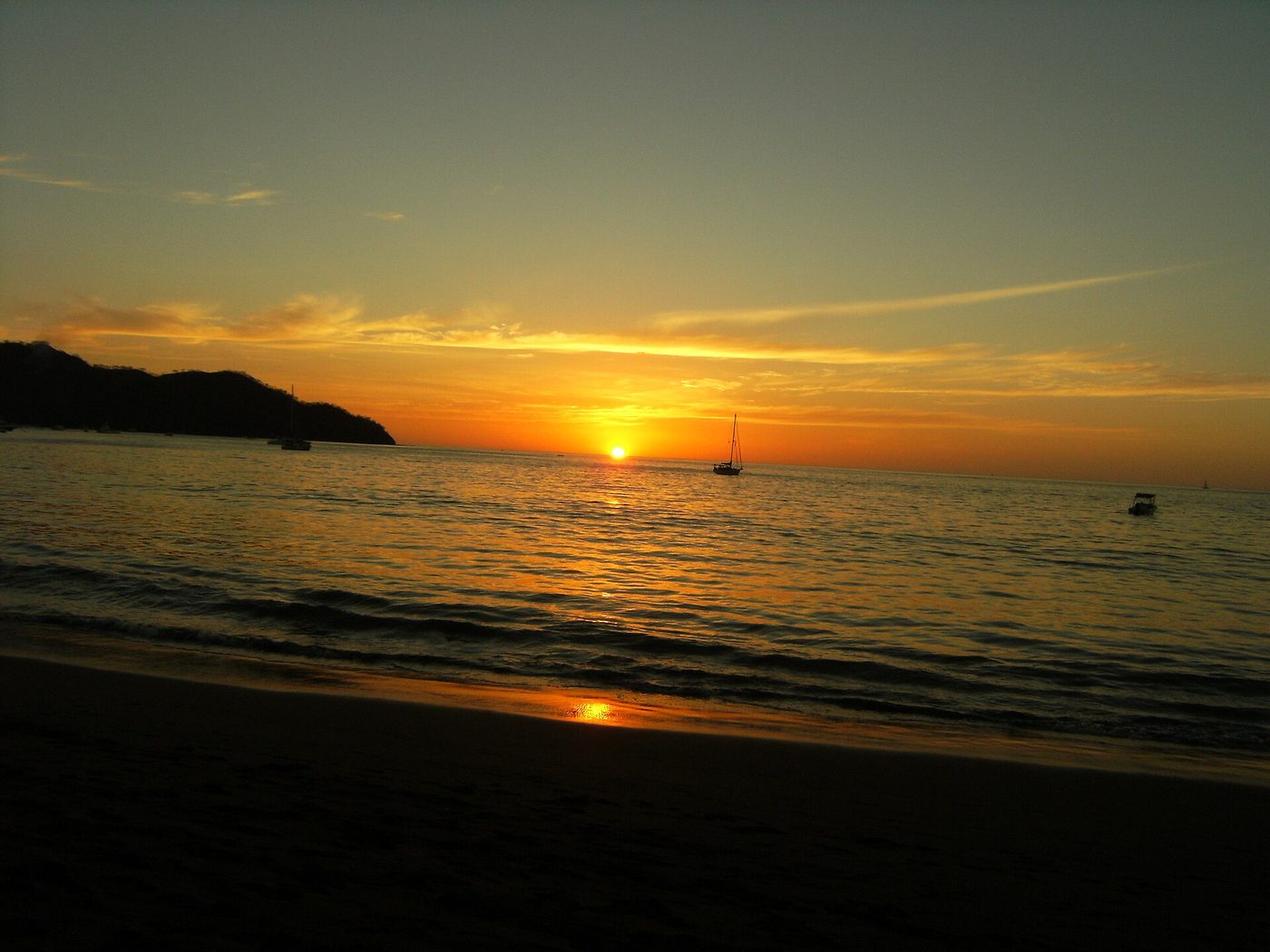 What Makes Playas del Coco Different From Other Guanacaste Beach Towns?